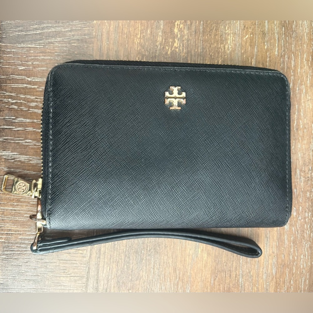 Tory Burch Black Wallet - Authentic - Picture 1 of 8